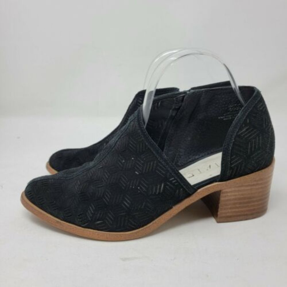 1.State Iddah Booties Cutaway Perforated Leather Black Side Zip Boots Shoes 8